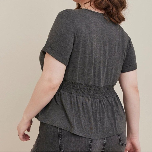 Torrid LoveSick Camo Grey Smocked Crew T- Shirt Lightning Bolt 2X - Picture 3 of 8